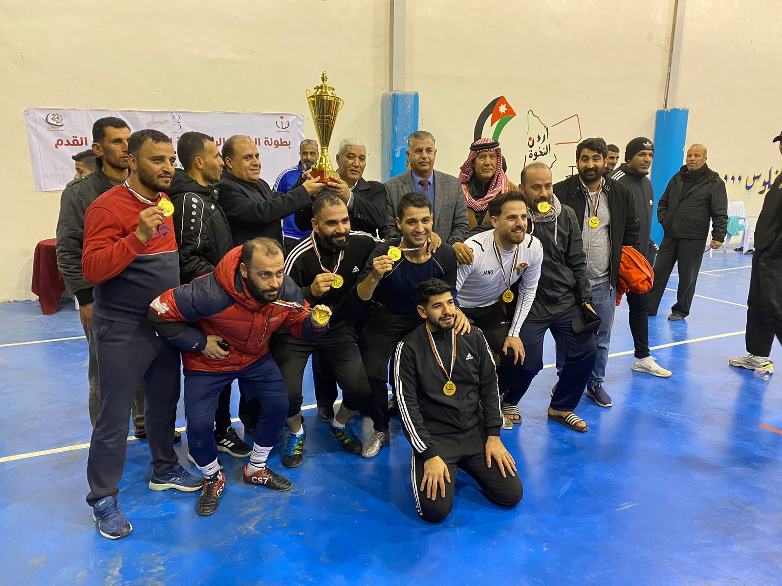 اختتام منافسات الدور الأول لبطولة الشباب الرمضانية لخماسيات كرة القدم في محافظة إربد