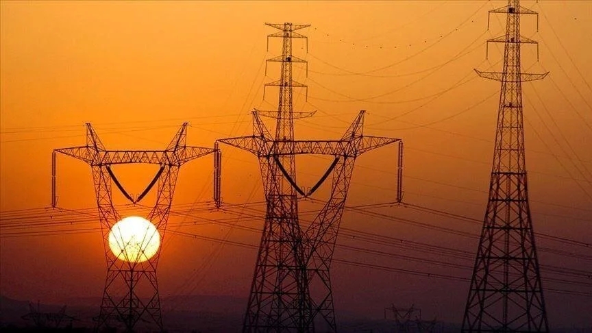 اكتمال التشغيل الرسمي للربط الكهربائي بين العراق والأردن السبت
