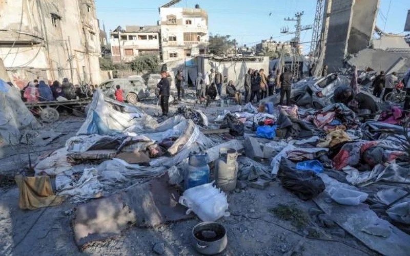 بلدية غزة تحذر من مخاطر انتشار الأمراض نتيجة تراكم النفايات غزة