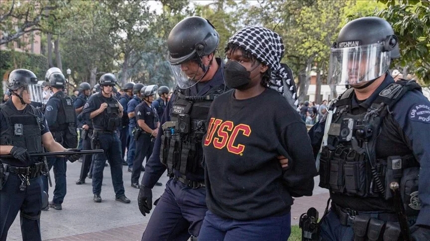 العفو الدولية تدين التعامل العرقي والقمعي مع احتجاجات داعمة لفلسطين في جامعات أمريكية