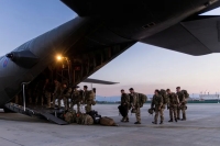 الجيش البريطاني سيّر 60 رحلة من قاعدته الجوية بقبرص إلى إسرائيل