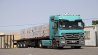 عبور 50 شاحنة مساعدات جديدة إلى قطاع غزة