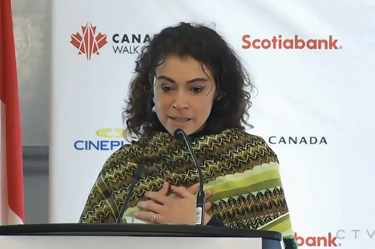 ممثلة كندية تدين دور بلادها في تمويل إبادة غزة