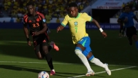 البرازيل تفقد خدمات فينيسيوس في مباراة الأوروغواي