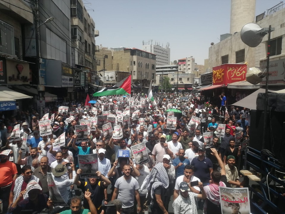 المئات في وسط البلد: الابادة الجماعية في غزة بدعم وشراكة امريكية  صور