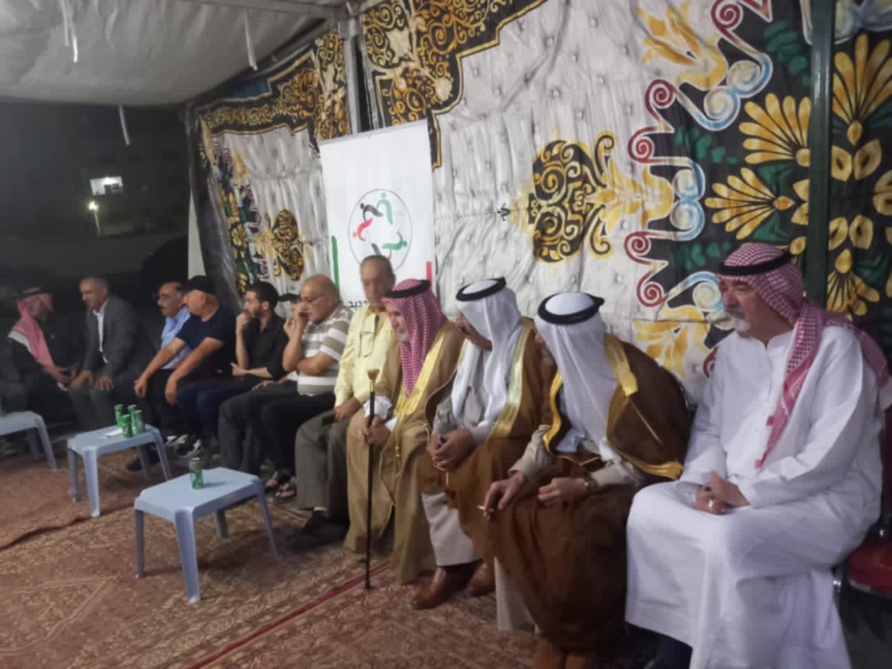 حزب النهج الجديد يلتقي وجهاء وشيوخ وناشطين مجتمع في مدينة الشرق محافظة الزرقاء