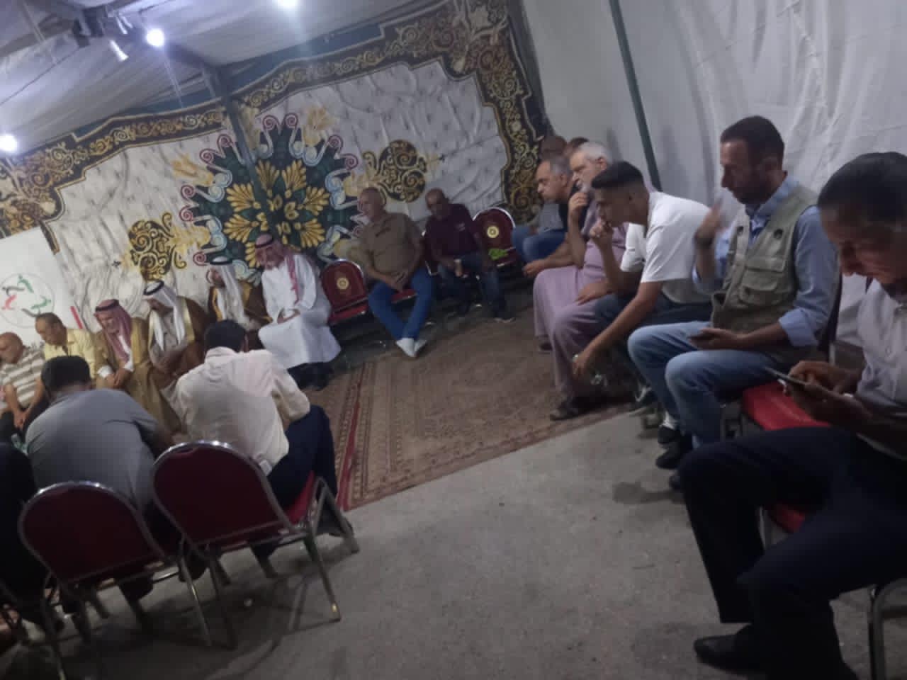 حزب النهج الجديد يلتقي وجهاء وشيوخ وناشطين مجتمع في مدينة الشرق محافظة الزرقاء