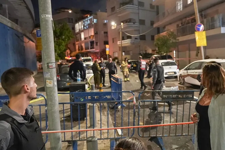 عاجل مقتل إسرائيلي واصابة 10 في هجوم بطائرة بدون طيار على تل ابيب