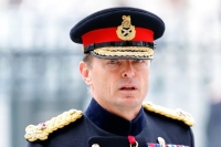قائد الجيش البريطاني يحذر من انتقام بوتين وحروب قادمة