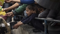 مسؤول أممي: أطفال غزة يموتون ببطء