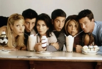 طبيب يقر أمام القضاء بضلوعه في وفاة ماثيو بيري بطل مسلسل Friends