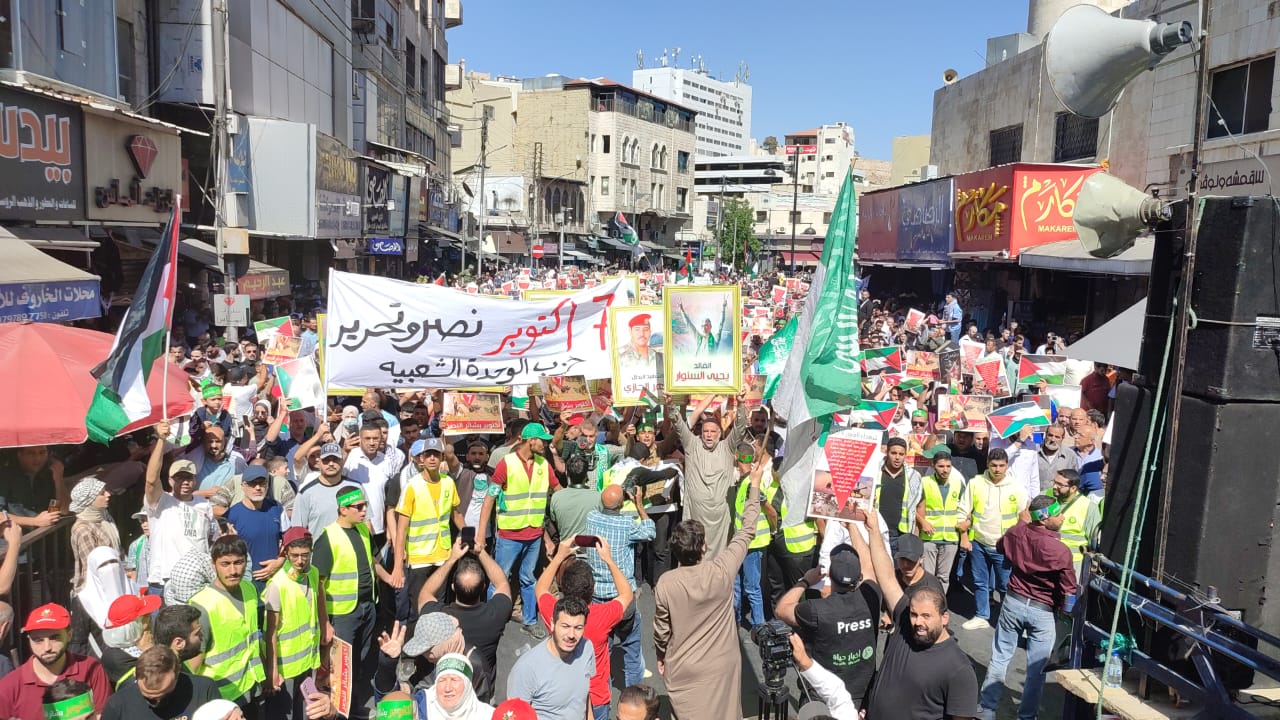 عشرات آلاف الاردنيين في وسط البلد: شعب الأردن يا كابوس.. لبّى ندا المقاومة - فيديو وصور