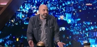 ما بقا عندي مدخول: هشام حداد غادر لبنان وانتقل إلى دبي.. هل ترك الـ MTV؟