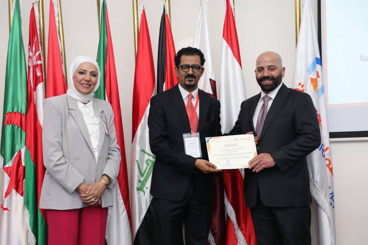 كلية الحقوق في عمان العربية تنظّم يومها العلمي الأول بعنوان: التحول الرقمي وأثره على المنظومة القانونية