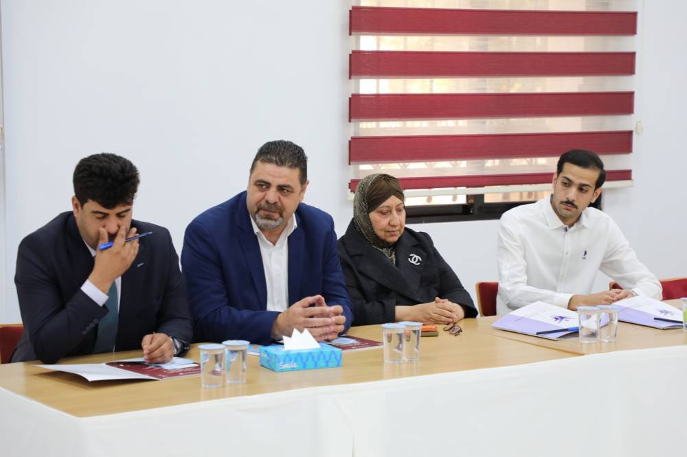 طلبة كلية الحقوق في عمان العربية يزورون المركز الوطني لحقوق الانسان