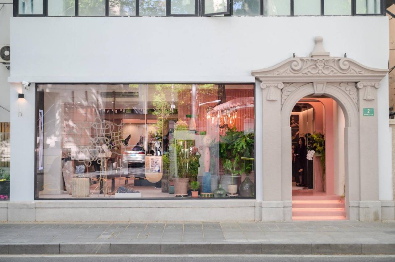 تصاميم لمى حوراني: جسور بين التراث والحداثة، بين الذات والعالم - صور