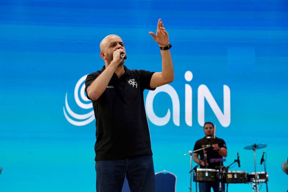 بحضور عشرات الآلاف من الأردنيين والأردنيات زين تحتفي بعيد الاستقلال 79 بحفل ضخم في حدائق الملك عبدالله الثاني 