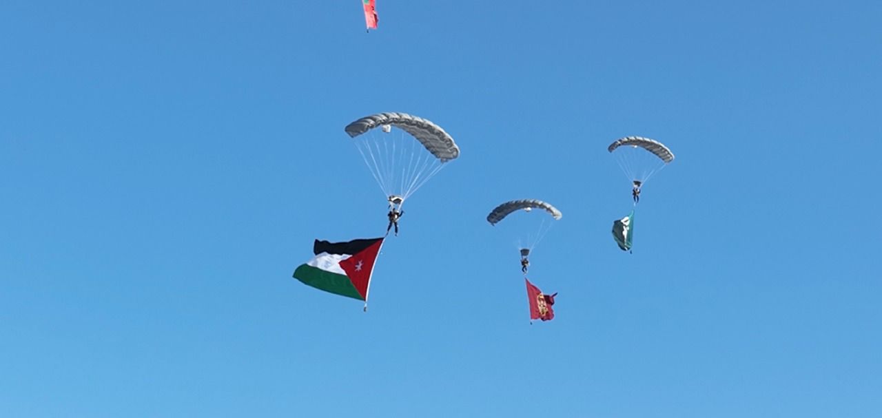 بحضور عشرات الآلاف من الأردنيين والأردنيات زين تحتفي بعيد الاستقلال 79 بحفل ضخم في حدائق الملك عبدالله الثاني 