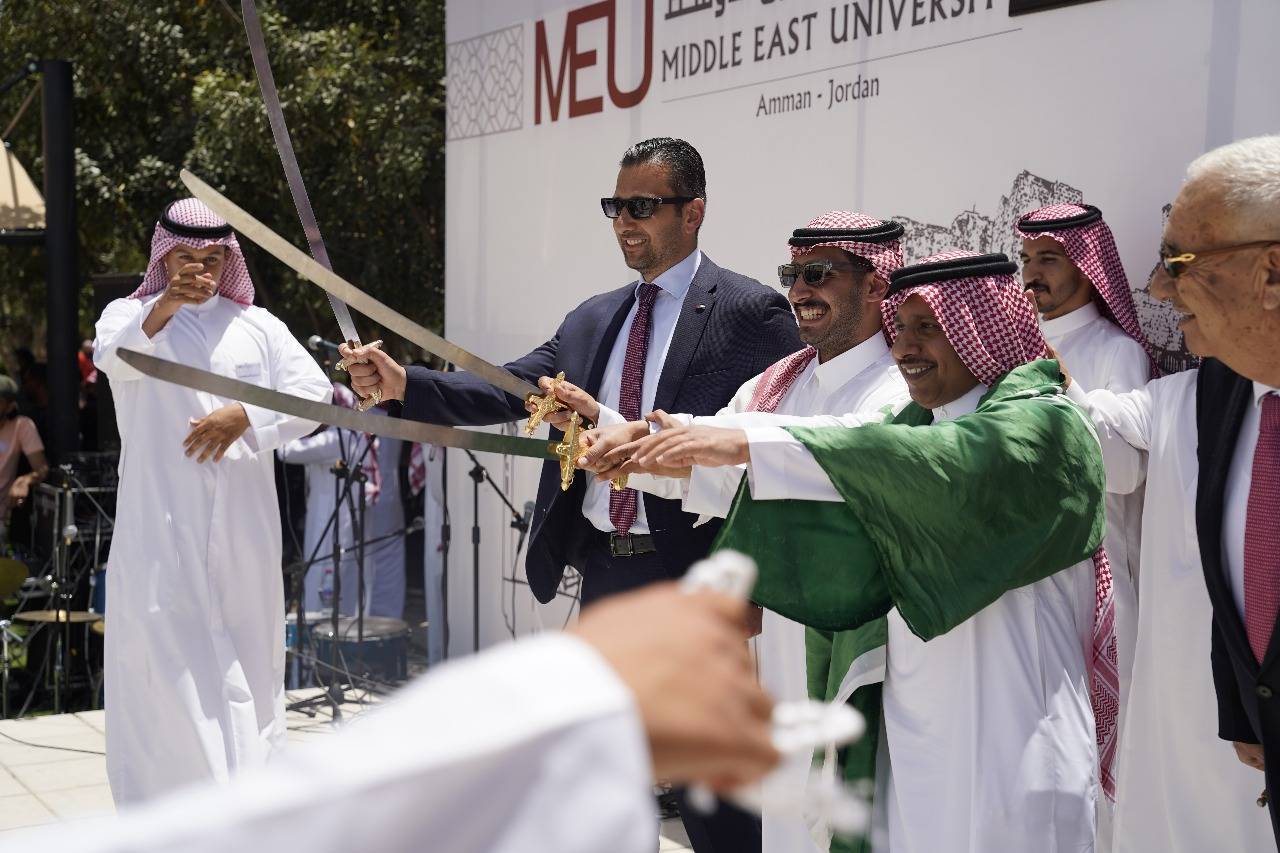 الشرق الأوسط توحّد المشهد العربي في عيد الاستقلال الـ79… رايات عربية ترسم لوحة مبهجة بجانب علم الأردن