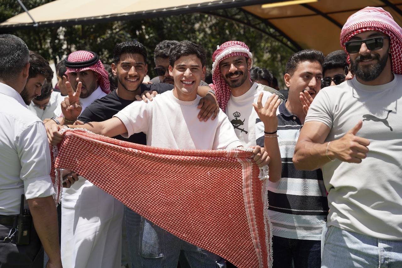 الشرق الأوسط توحّد المشهد العربي في عيد الاستقلال الـ79… رايات عربية ترسم لوحة مبهجة بجانب علم الأردن