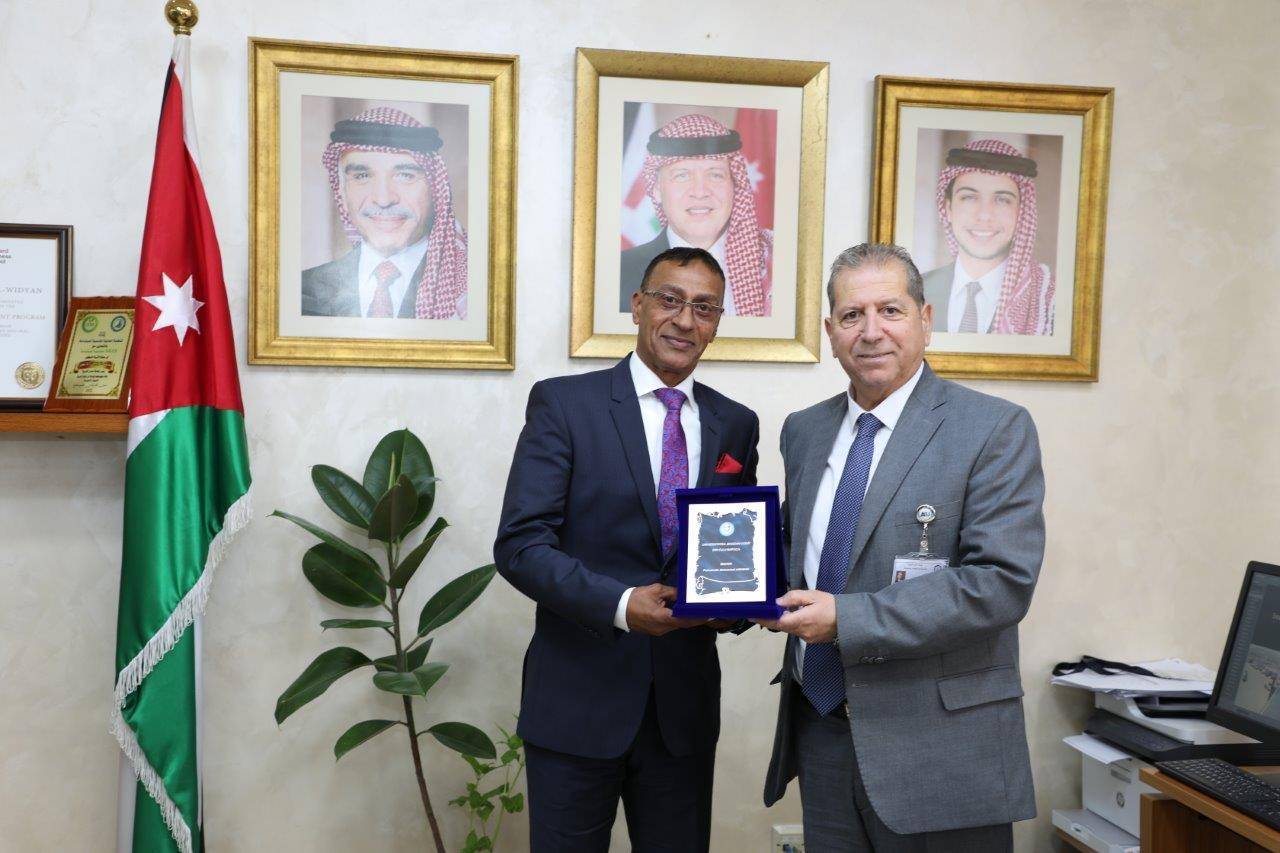 جامعة عمان العربية تُبرم اتفاقية تعاون أكاديمي دولي مع جامعة بوغدان فودا الرومانية ضمن برنامج إيراسموس+