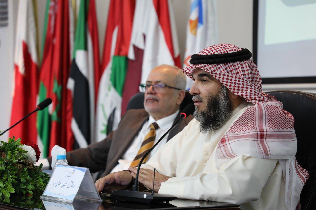 جامعة عمان العربية تستضيف معالي الدكتور هايل داود في محاضرة حول  فضل العشر الأوائل من ذي الحجة 