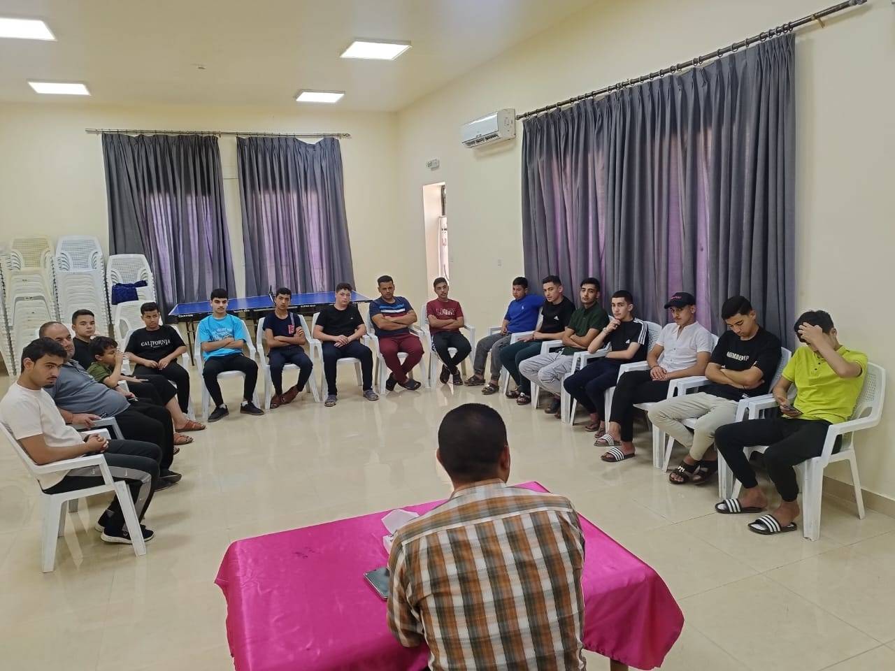 نشاط توعوي حول حماية الأسرة في مركز شباب وشابات الرمثا