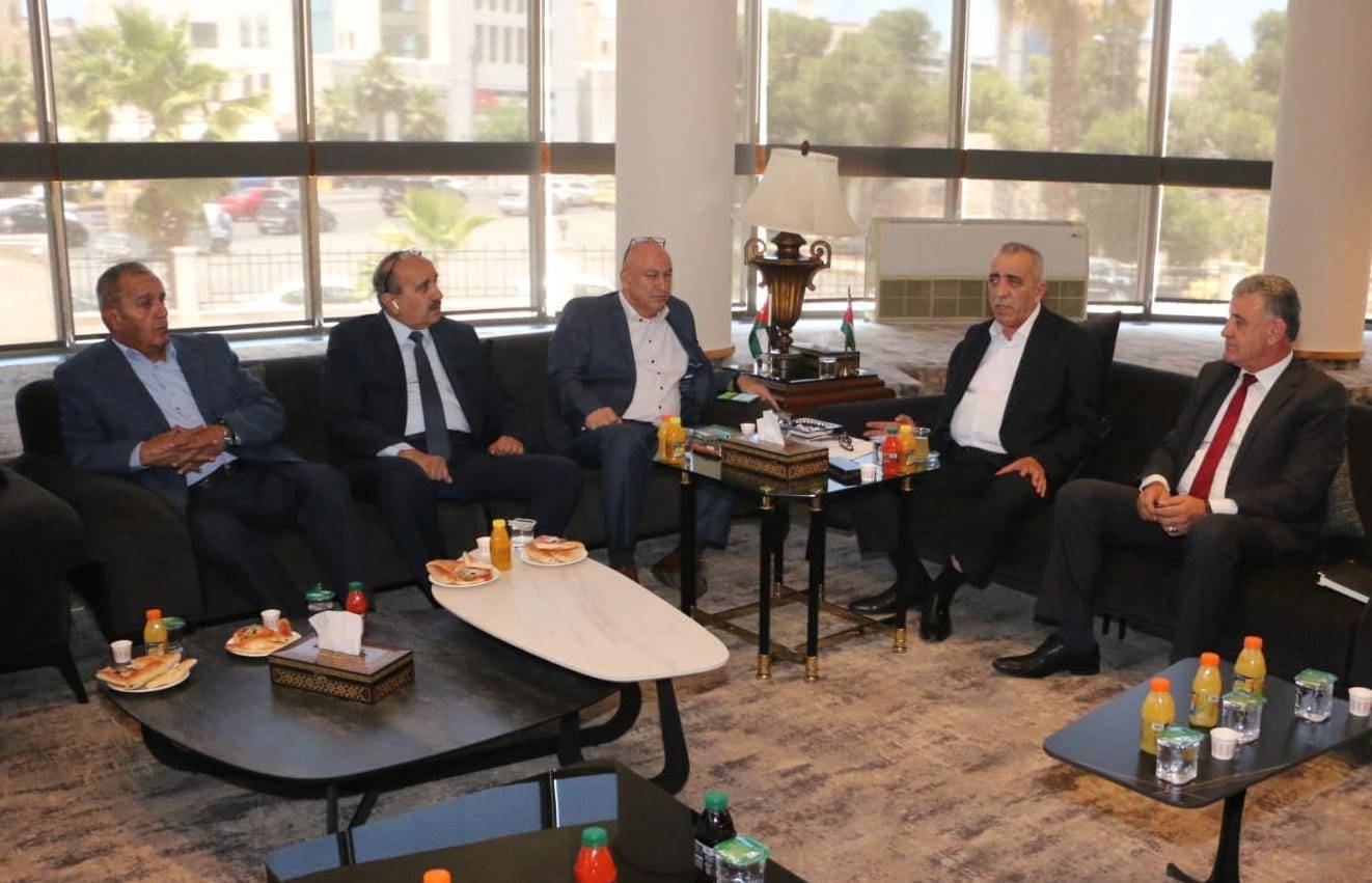  إضاءات على زيارة المركز الثقافي الملكي