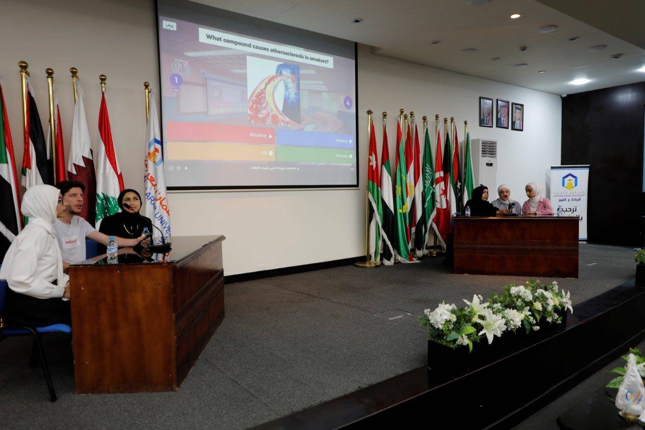 صيدلة عمان العربية تقيم اليوم التوعوي الثاني لمكافحة التدخين