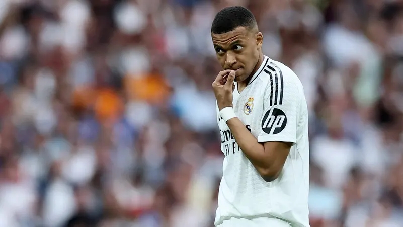 نبأ سار للهلال.. مبابي يقع ضحية الحمى