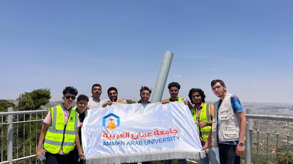 الآداب والعلوم في عمان العربية تحتفل باليوم العالمي للبيئة من خلال العمل التطوعي في محمية المأوى للطبيعة والبرية الآداب والعلوم في عمان العربية تحتفل باليوم العالمي للبيئة من خلال العمل التطوعي في محمية المأوى للطبيعة والبرية