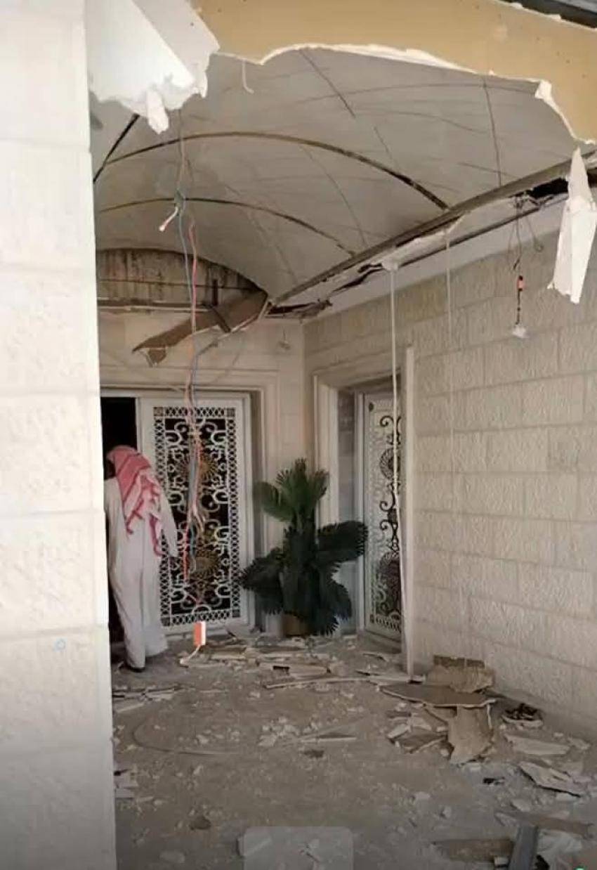 الأمن: إصابة طفلة وتضرر 3 منازل إثر سقوط مسيّرة في الأزرق (صور)