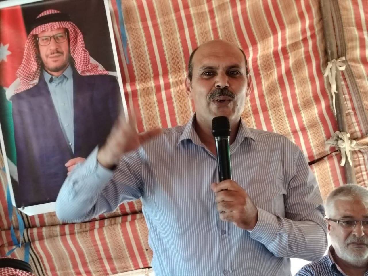 وجهاء ونواب وشخصيات وطنية في خيمة التضامن مع الزرقان في الطفيلة - صور  