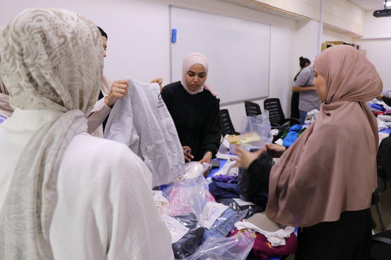 مبادرة  أرسم ابتسامة 6  في جامعة عمان العربية تشمل (22) أسرة