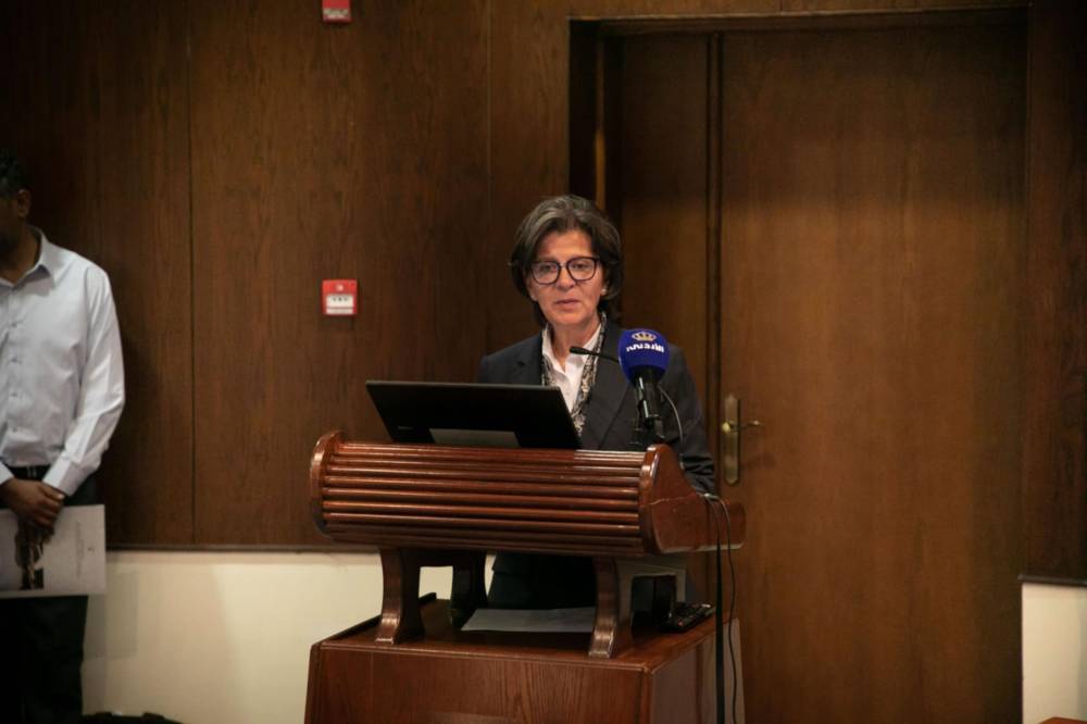 د.الحـياري يؤكد ضرورة إنشاء قاعدة رقمية موحدة للتراث الكتابي الوطني