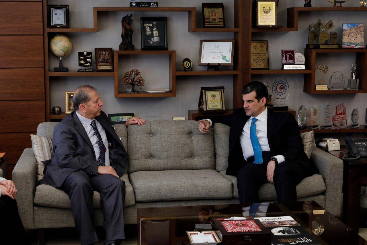  عمان العربية توقع اتفاقية تعاون مع مستشفى الرشيد لتدريب طلبة كلية الصيدلة وتأهيلهم لسوق العمل