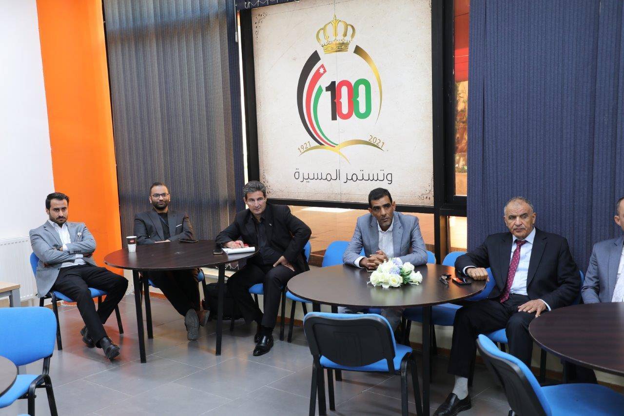 جامعة عمان العربية تطلق قاعدة بيانات مركزية للأبحاث المنشورة