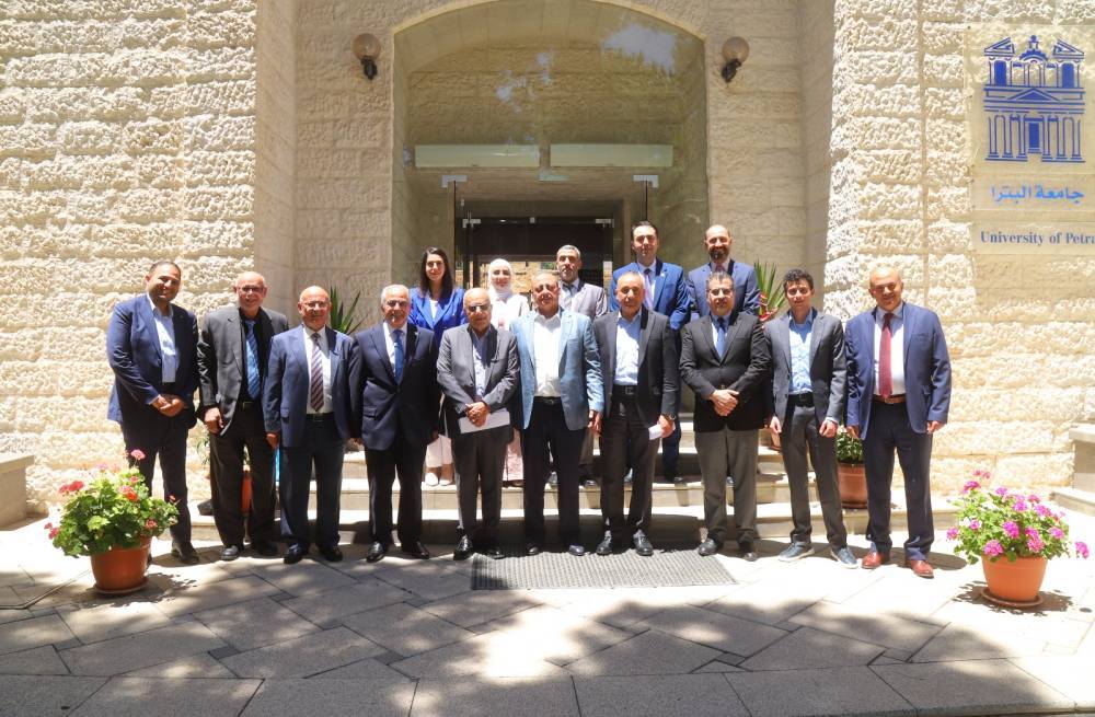 جامعة البترا توقّع اتفاقية مع جامعة عمان الأهلية وشركة الألبان الأردنية لتطوير منتج ألبان مبتكر
