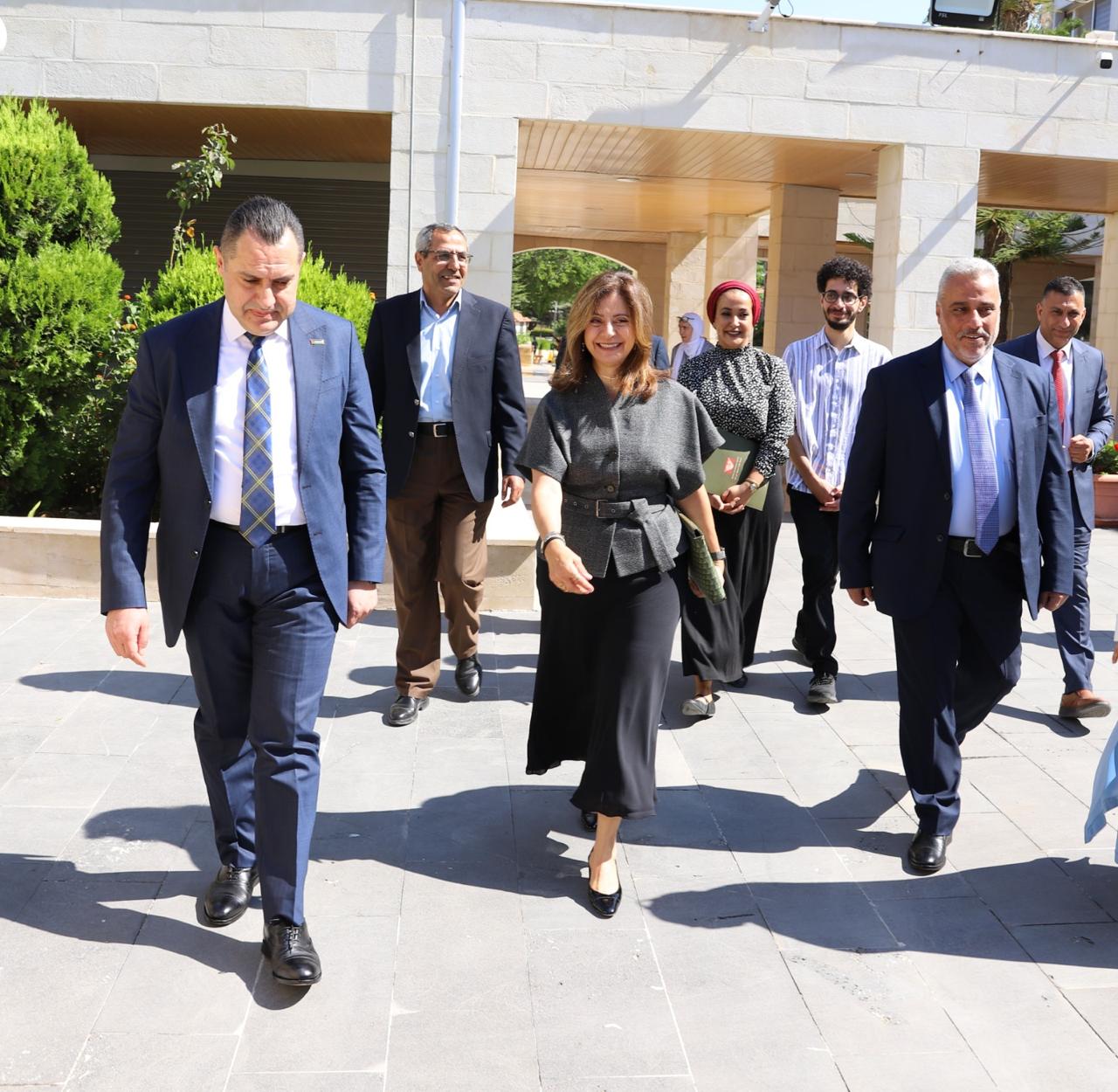 برعاية الأميرة دانا فراس: البلقاء التطبيقية تطلق ورش ديوان للآثار والتراث 9 صوت الشباب لحماية التراث