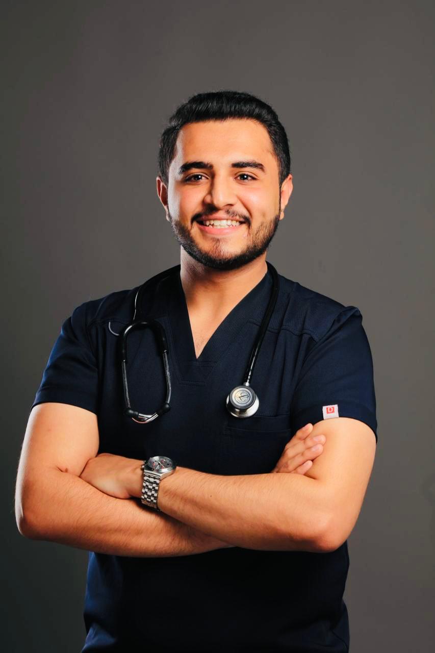 تهنئة بمناسبة تخرج نخبة من أبناء عشيرة الحجاج في تخصصات الطب وطب الأسنان 