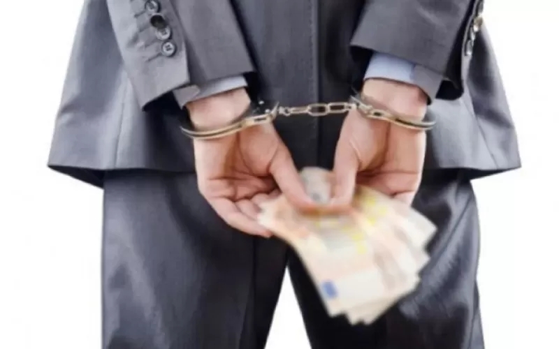 الدائن بين مطرقة القانون وسندان غياب البدائل