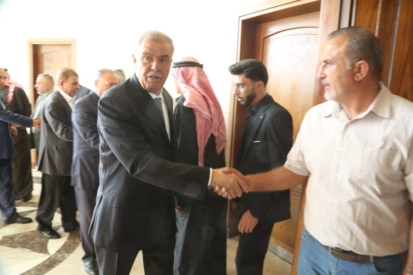 التيم و ابو صنوبر نسايب الحديد طلب و العبادي أعطى