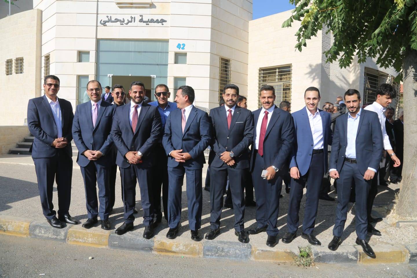 التيم و ابو صنوبر نسايب الحديد طلب و العبادي أعطى