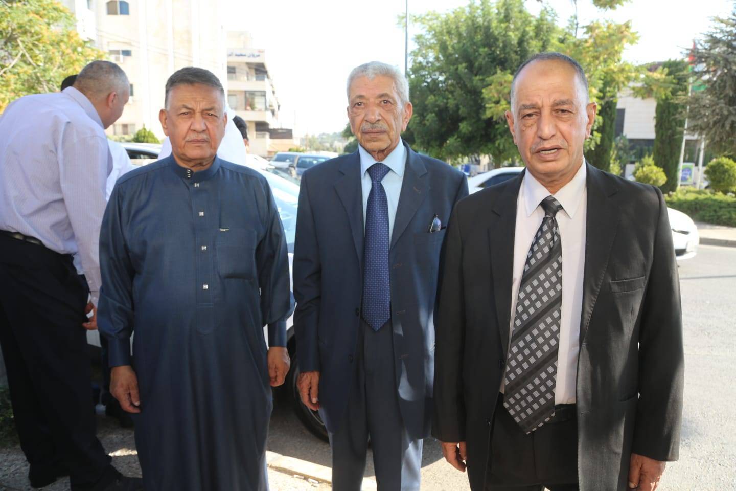 التيم و ابو صنوبر نسايب الحديد طلب و العبادي أعطى