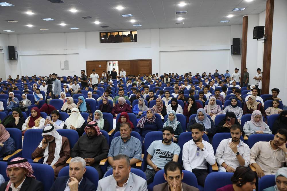 وزير الشباب يترأس جلسة تعريفية بجائزة الحسين للعمل التطوعي في الطفيلة