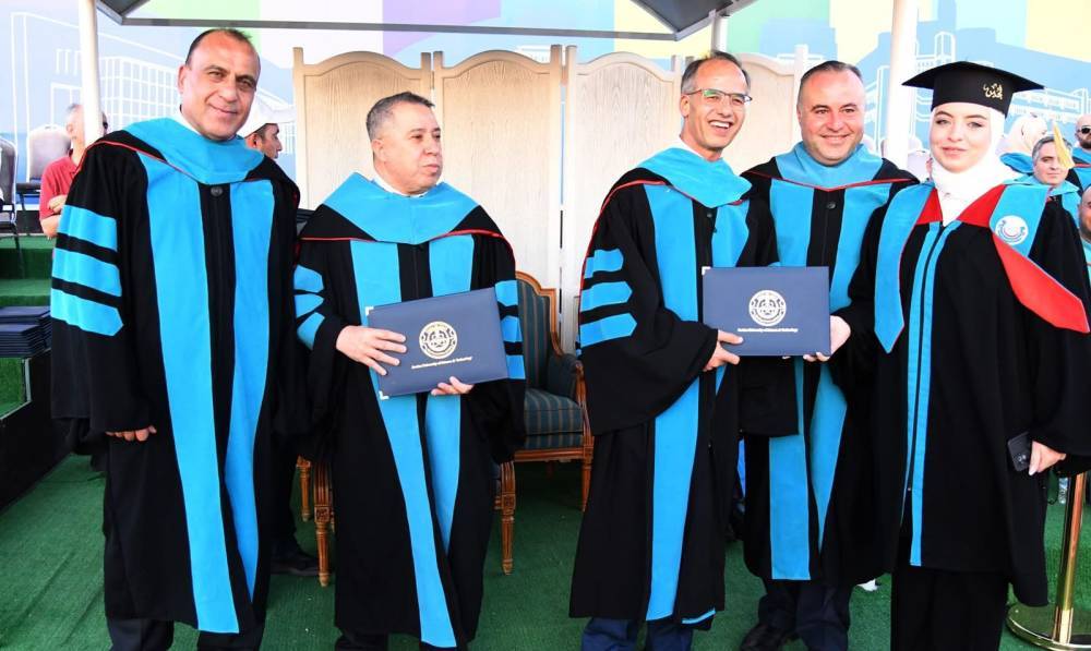 في ختام أسبوع حافل بالفرح والإنجاز.. العلوم والتكنولوجيا ترفد الوطن بالفوج السابع والثلاثين من خريجيها