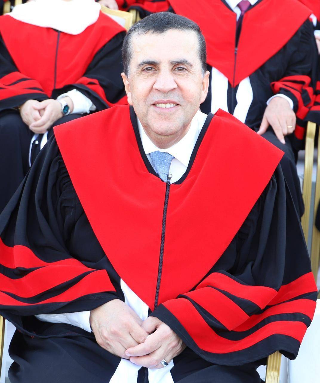 جامعة البلقاء التطبيقية تتوّج احتفالاتها بـ(فوج العلم) بتخريج طلبة كلية الطب وكلية الدراسات العليا