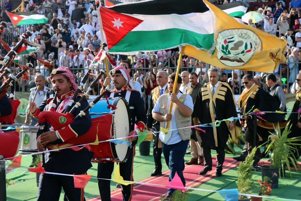 جامعة الحسين بن طلال تحتفل بتخريج الفوج السادس والعشرين فوج النشامى في أجواء من الفخر والاعتزاز.