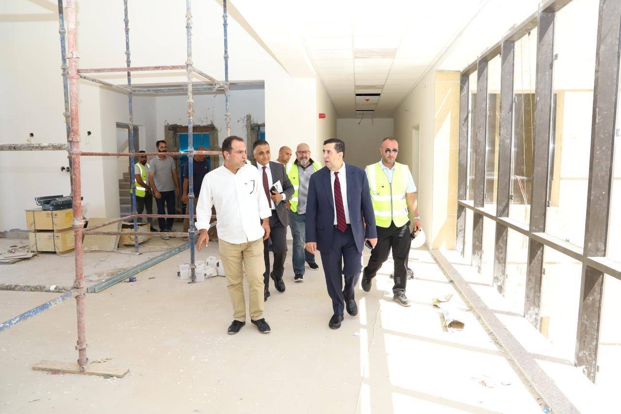 رئيس جامعة البلقاء التطبيقية يتفقد مشروعي كلية جرش التقنية وكلية عجلون الجامعية
