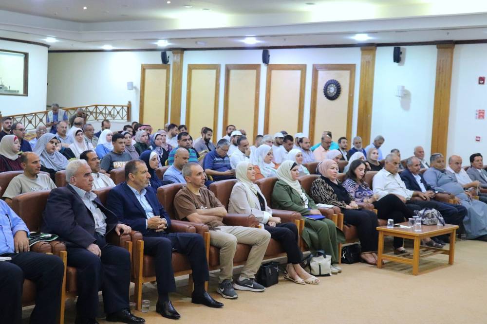 جلسة تعريفية جماهيرية بجائزة الحسين بن عبدالله الثاني للعمل التطوعي في إربد